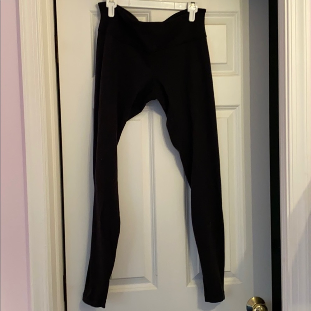Black Lululemon Wunder Under Leggings